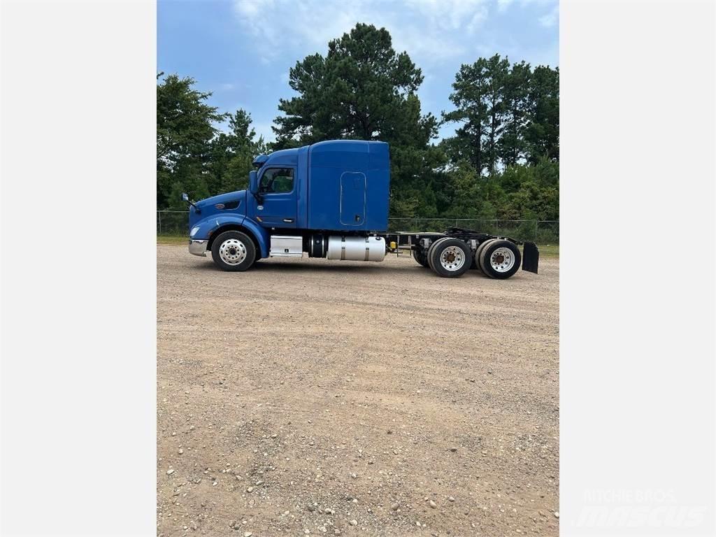 Peterbilt 579 Sadulveokid