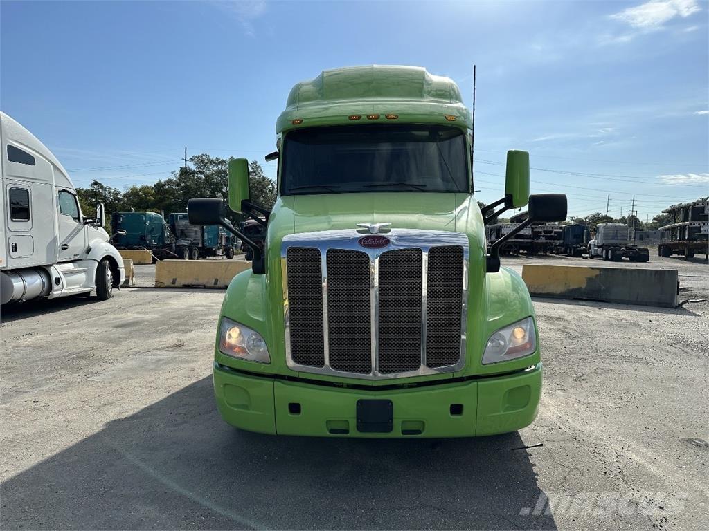 Peterbilt 579 Sadulveokid