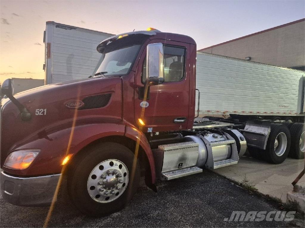 Peterbilt 579 Sadulveokid