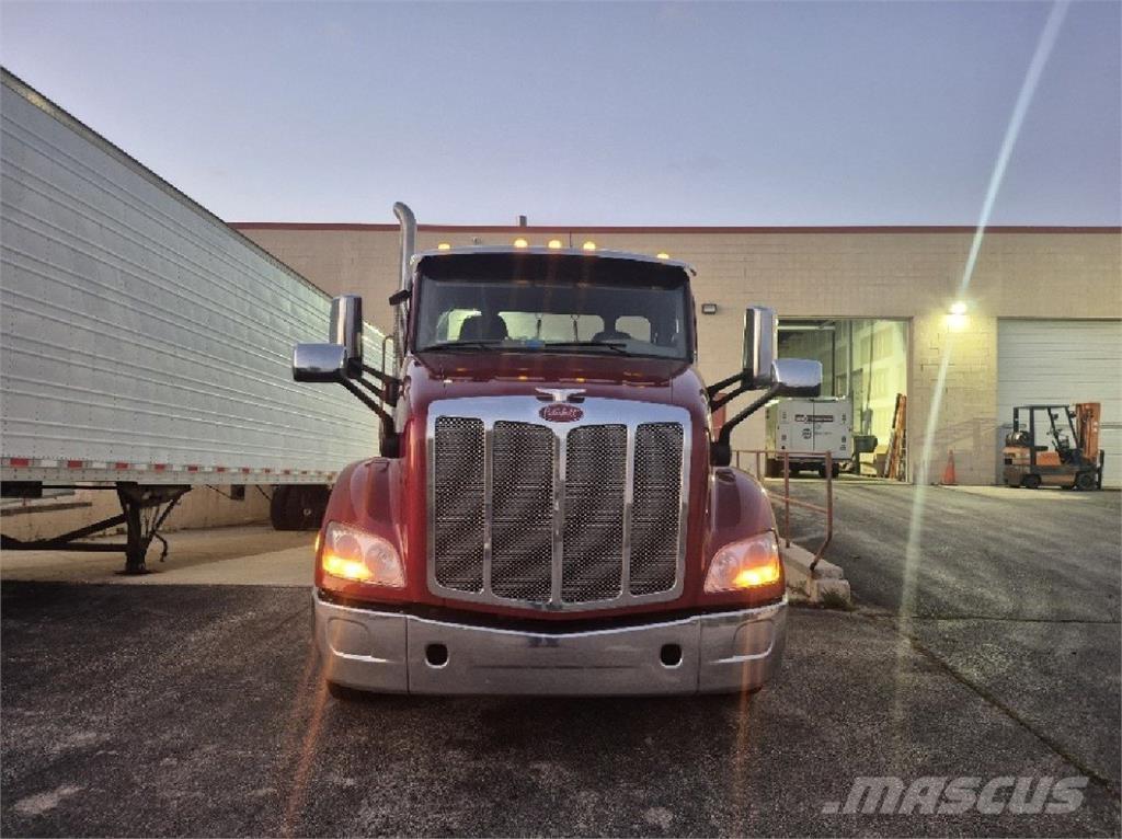 Peterbilt 579 Sadulveokid