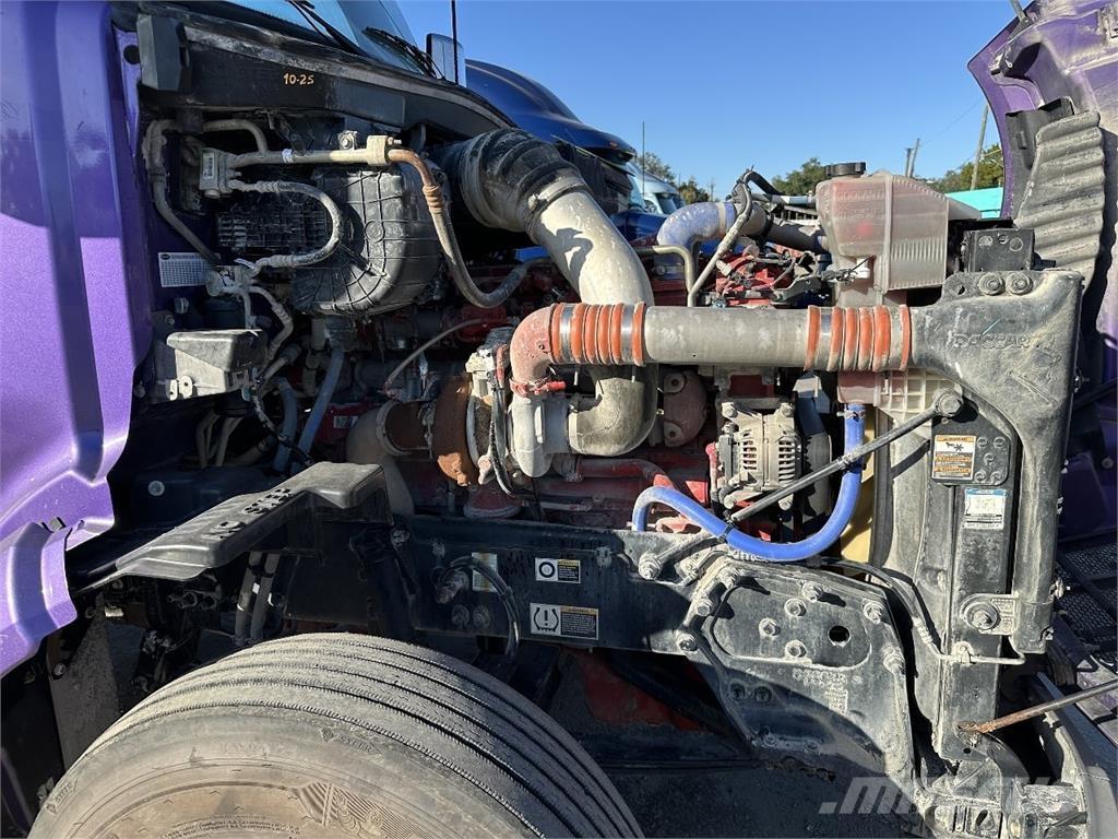 Peterbilt 579 Sadulveokid