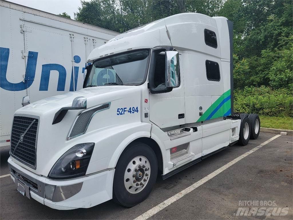 Volvo VNL64T780 Sadulveokid
