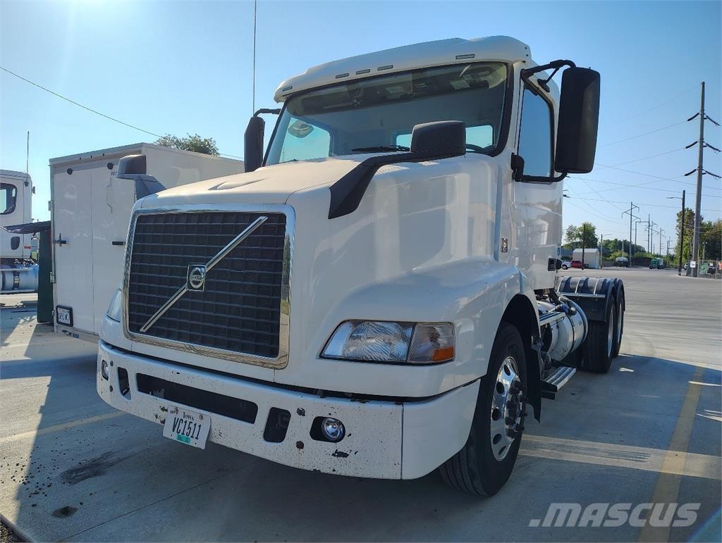 Volvo VNM64T200 Sadulveokid