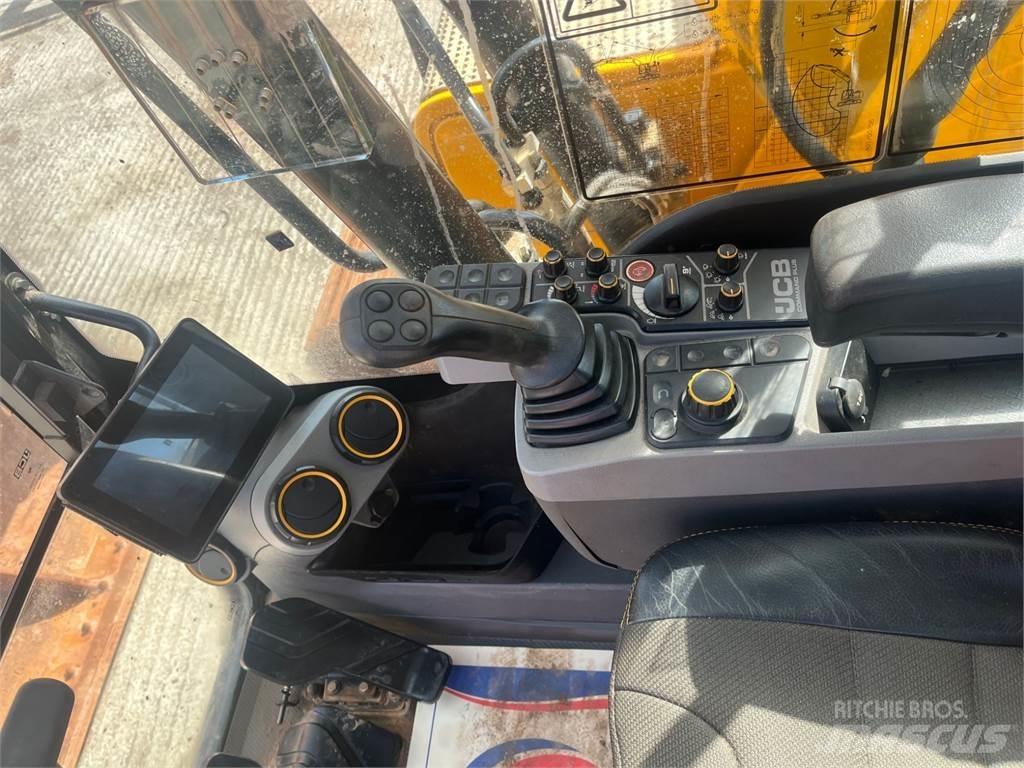 JCB U140X Roomikekskavaatorid