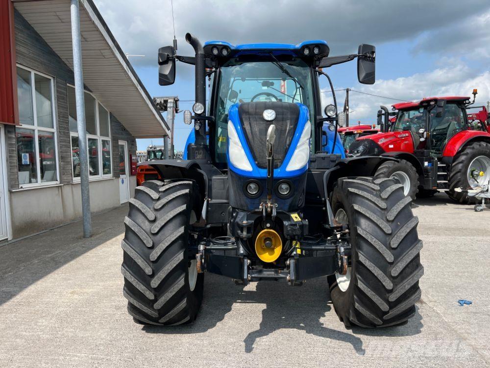 New Holland T7.210 Traktorid