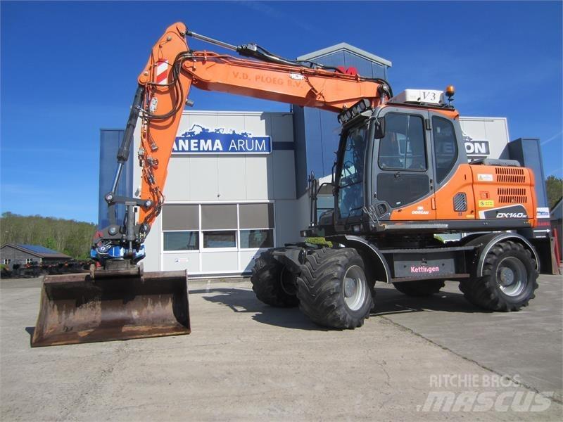 Doosan DX140W-3 Ratasekskavaatorid