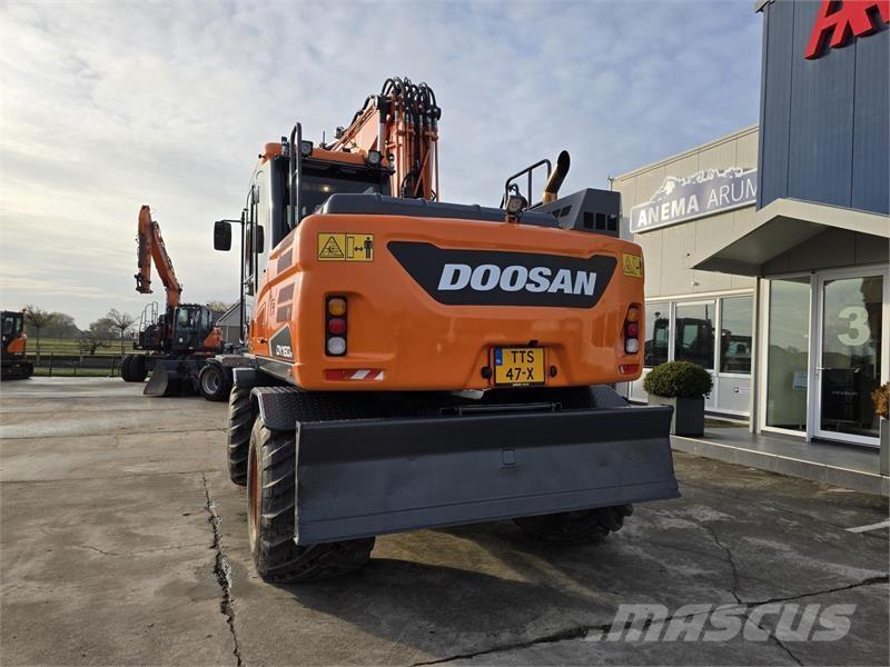 Doosan DX160W-5 Ratasekskavaatorid