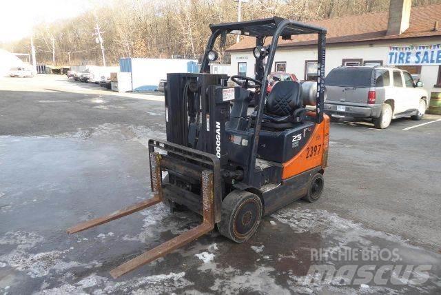 Doosan GC25P-5 Kahveltõstukid - muud