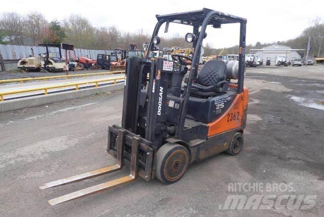 Doosan GC25P-5 Kahveltõstukid - muud