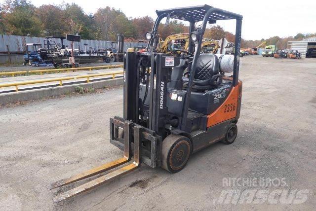 Doosan GC25P-5 Kahveltõstukid - muud