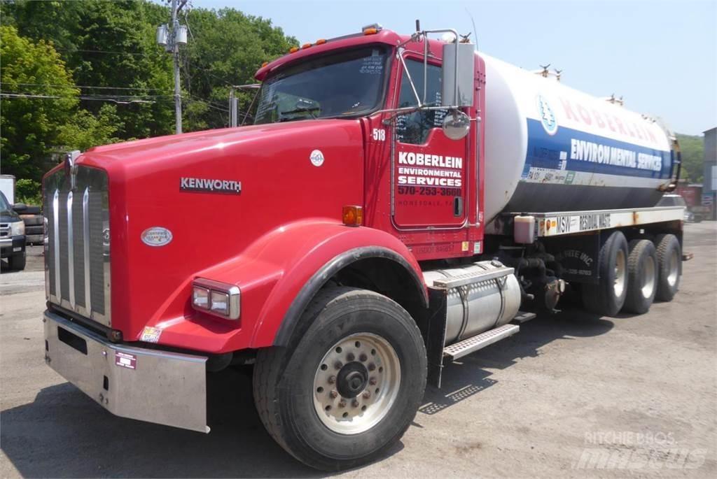 Kenworth T800 Vaakumautod