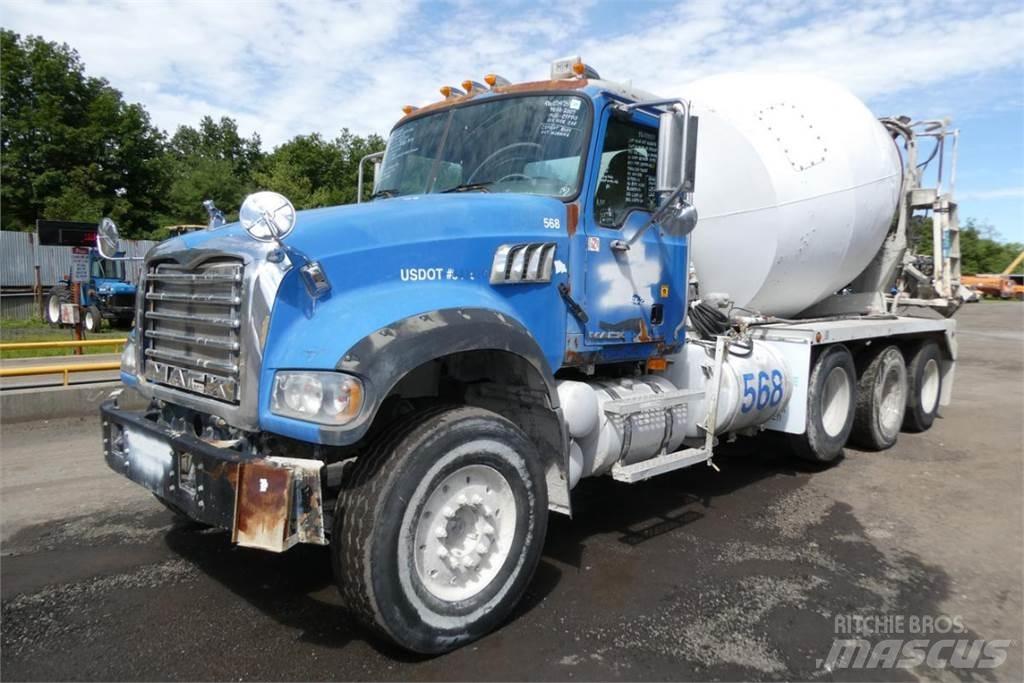 Mack CTP713 Betooniveokid