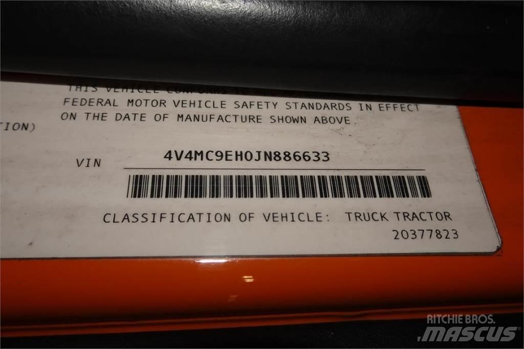 Volvo VNM64T Raamautod