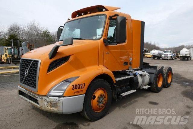 Volvo VNR64T300 Raamautod