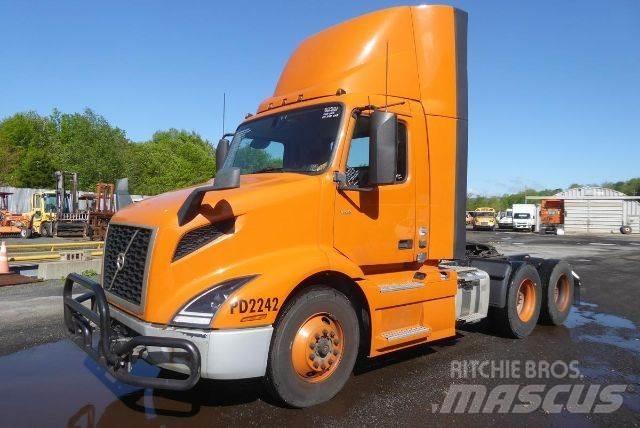 Volvo VNR64T300 Raamautod