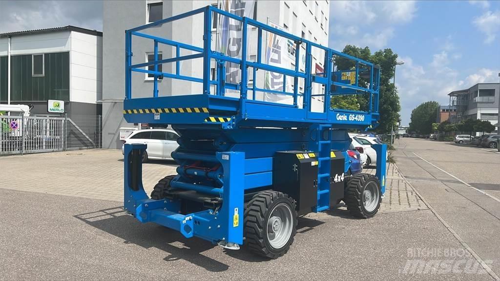 Genie GS-4390RT Käärtõstukid