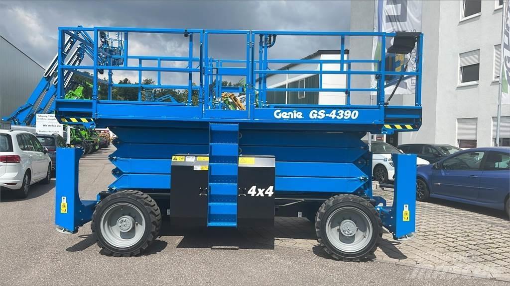 Genie GS-4390RT Käärtõstukid