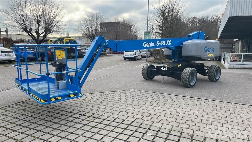 Genie S-45 XC Iseliikuvad poomtõstukid