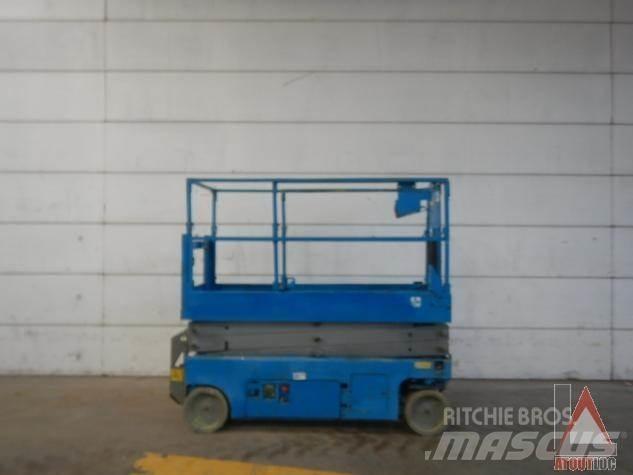 Genie GS-2032 Iseliikuvad poomtõstukid