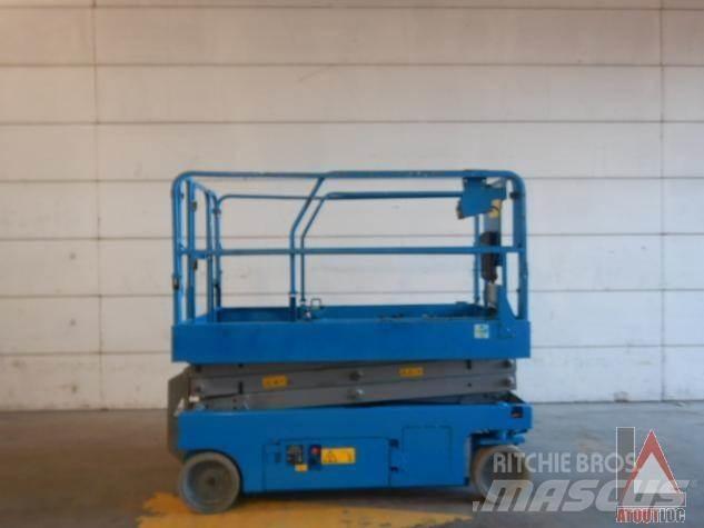Genie GS-2046 Iseliikuvad poomtõstukid