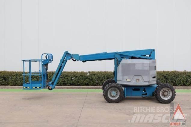 Genie Z34-22RT Iseliikuvad poomtõstukid