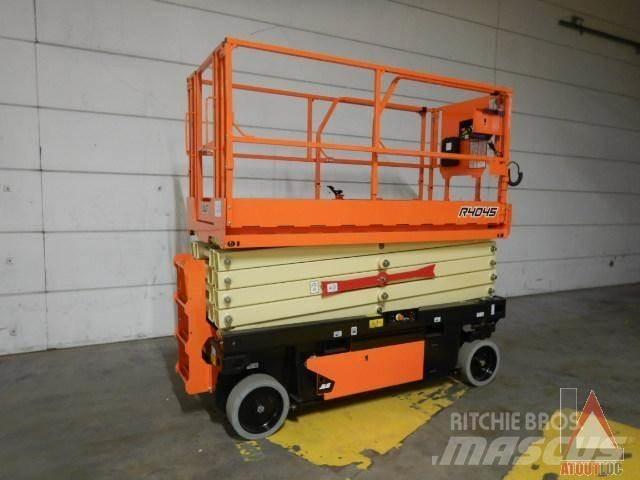 JLG R4045 Iseliikuvad poomtõstukid