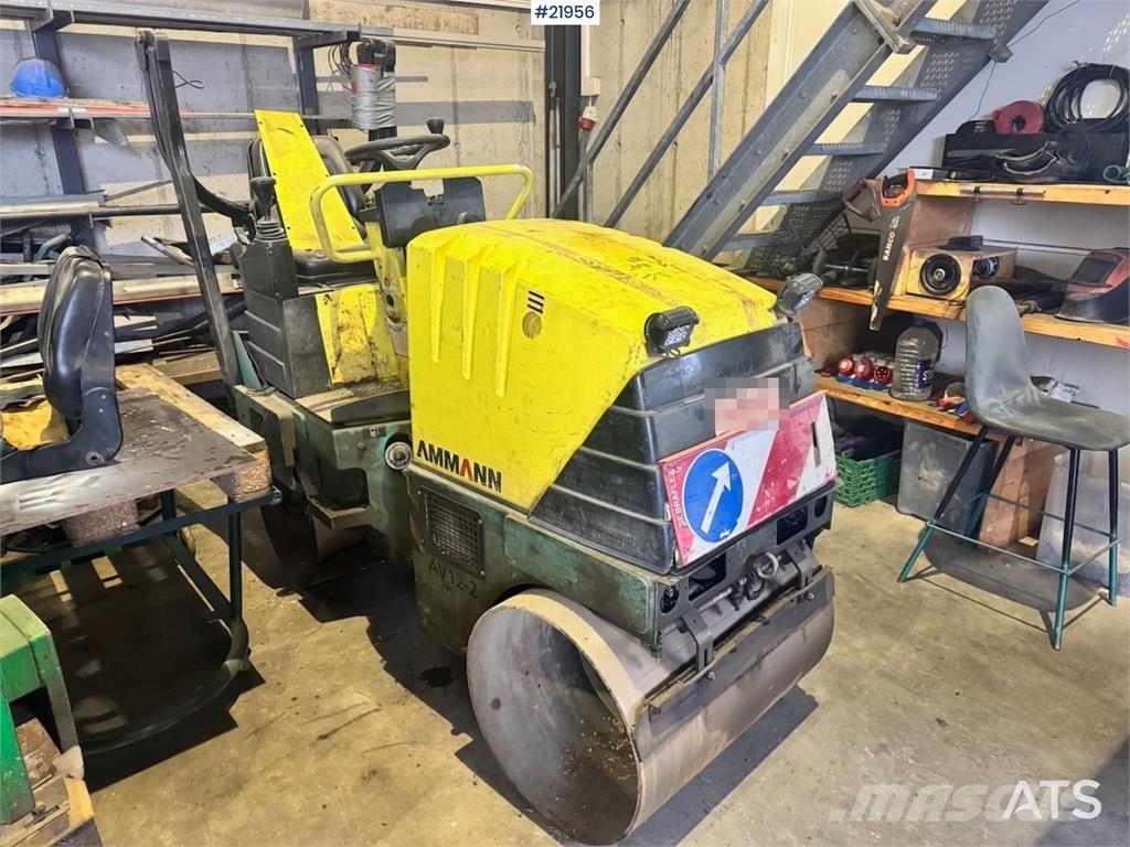 Ammann AV12-2 Pinnaserullid