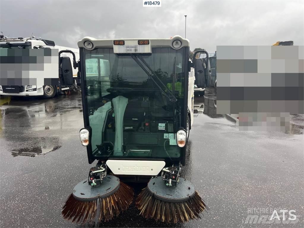 Boschung S2 sweeper Tänavapuhastusveokid