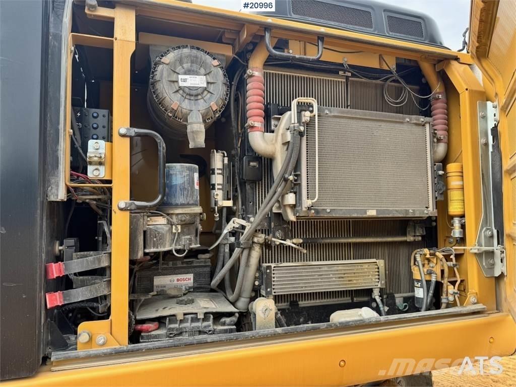 CAT 320EL Roomikekskavaatorid