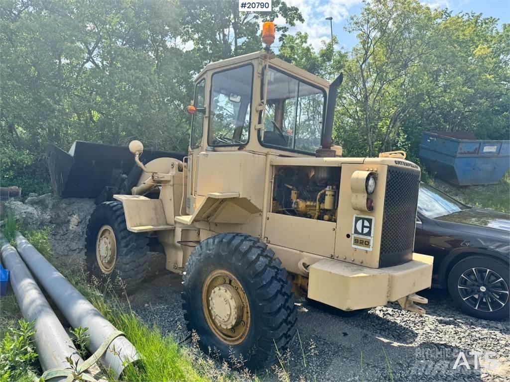 CAT 920 Rataslaadurid