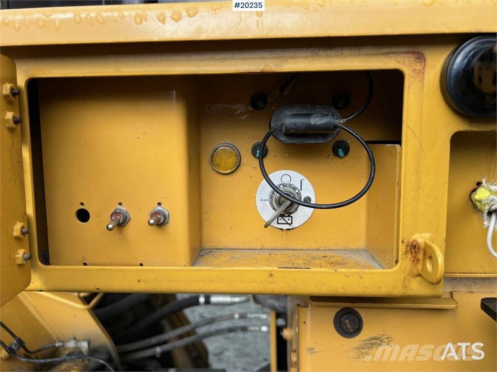 CAT 972M Rataslaadurid