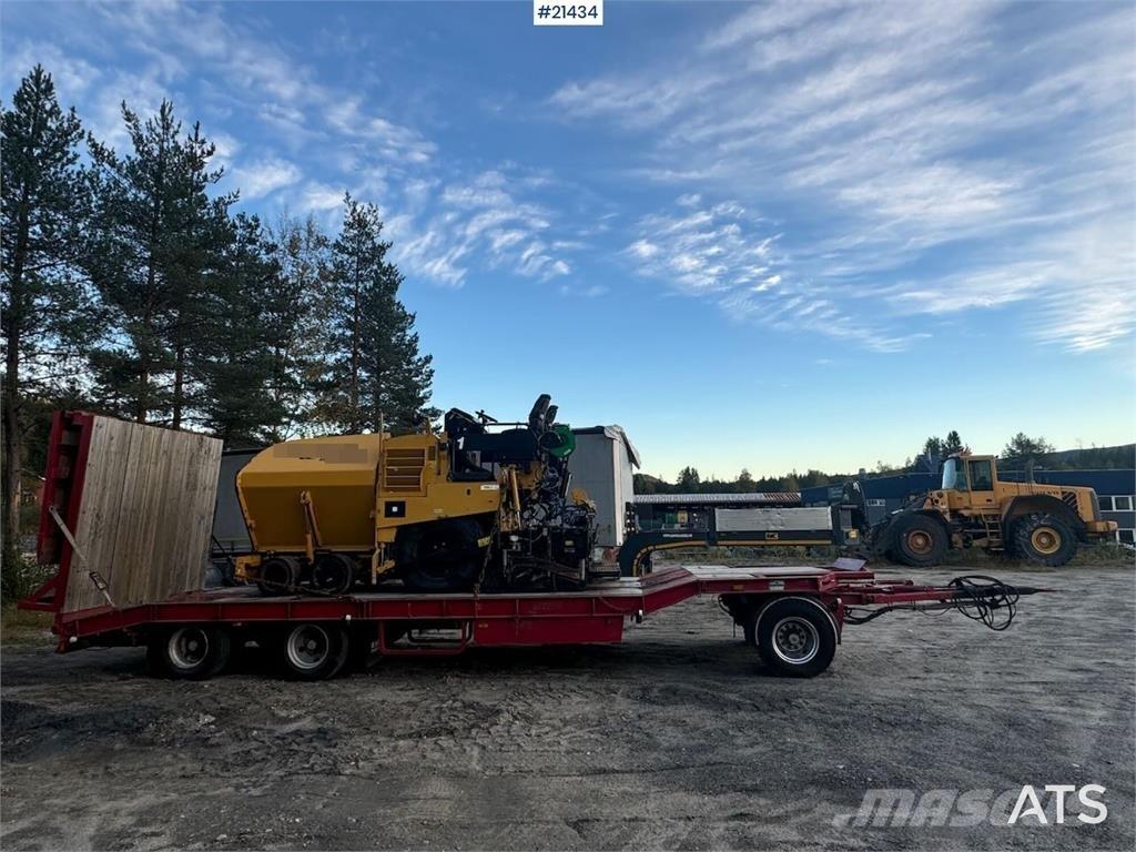 CAT AP 300 Asfaldilaoturid