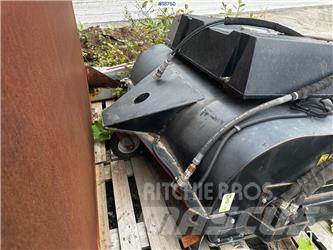 CAT BP15B Sweeper Muu