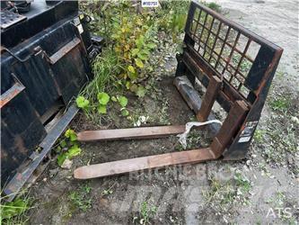 CAT Pallet Forks Muu