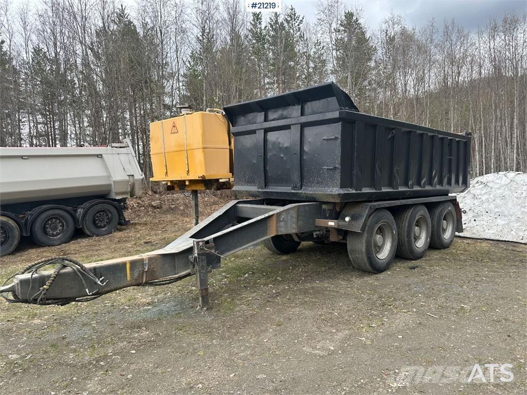 Engen Trailer Kallur-haagised