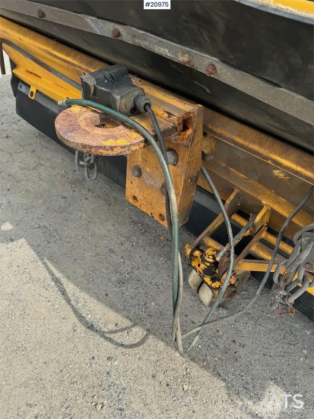 Falköping LB 1000 Muud osad