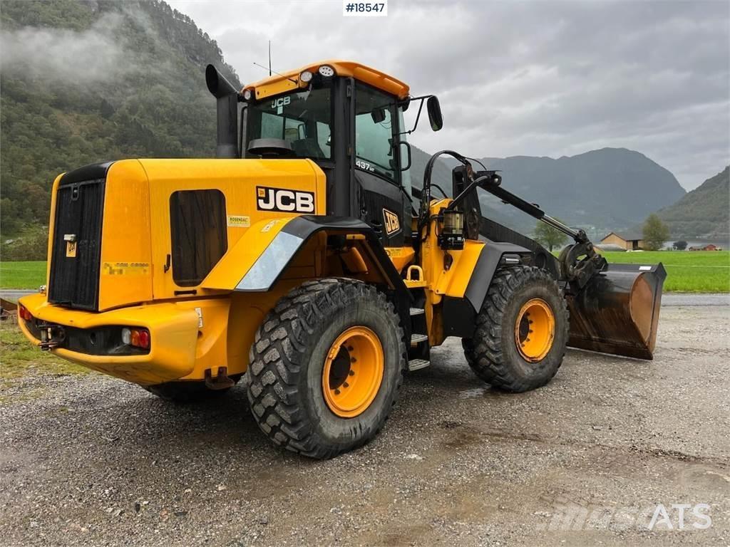 JCB 437HT Rataslaadurid