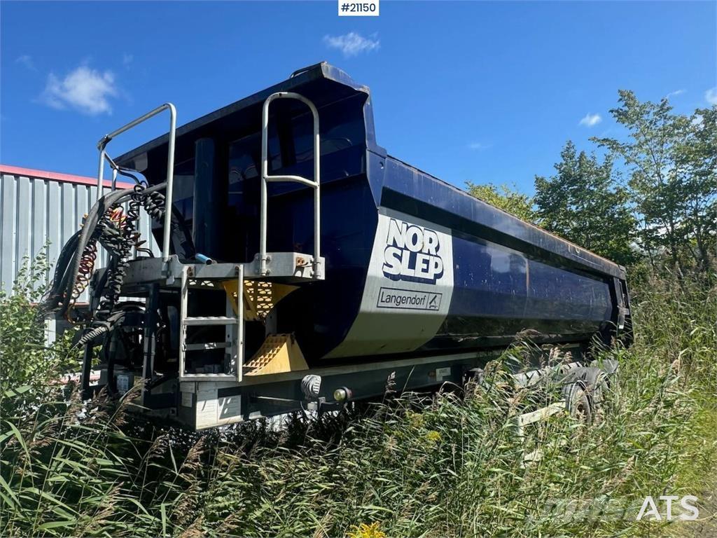  Lagendorf Tippsemi Kallur-poolhaagised