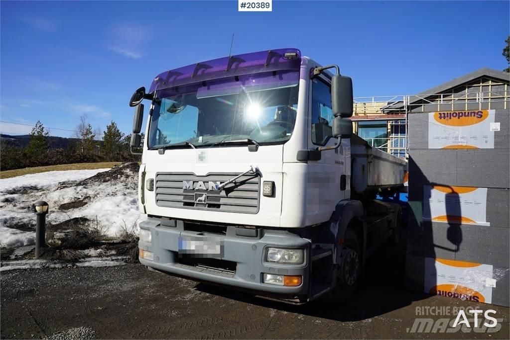 MAN TGM 18.330 Konksliftveokid