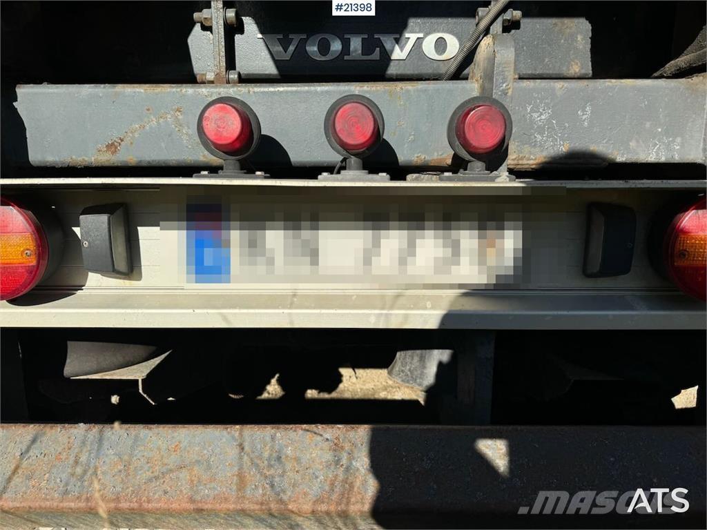 Maur Tip trailer Kallur-poolhaagised