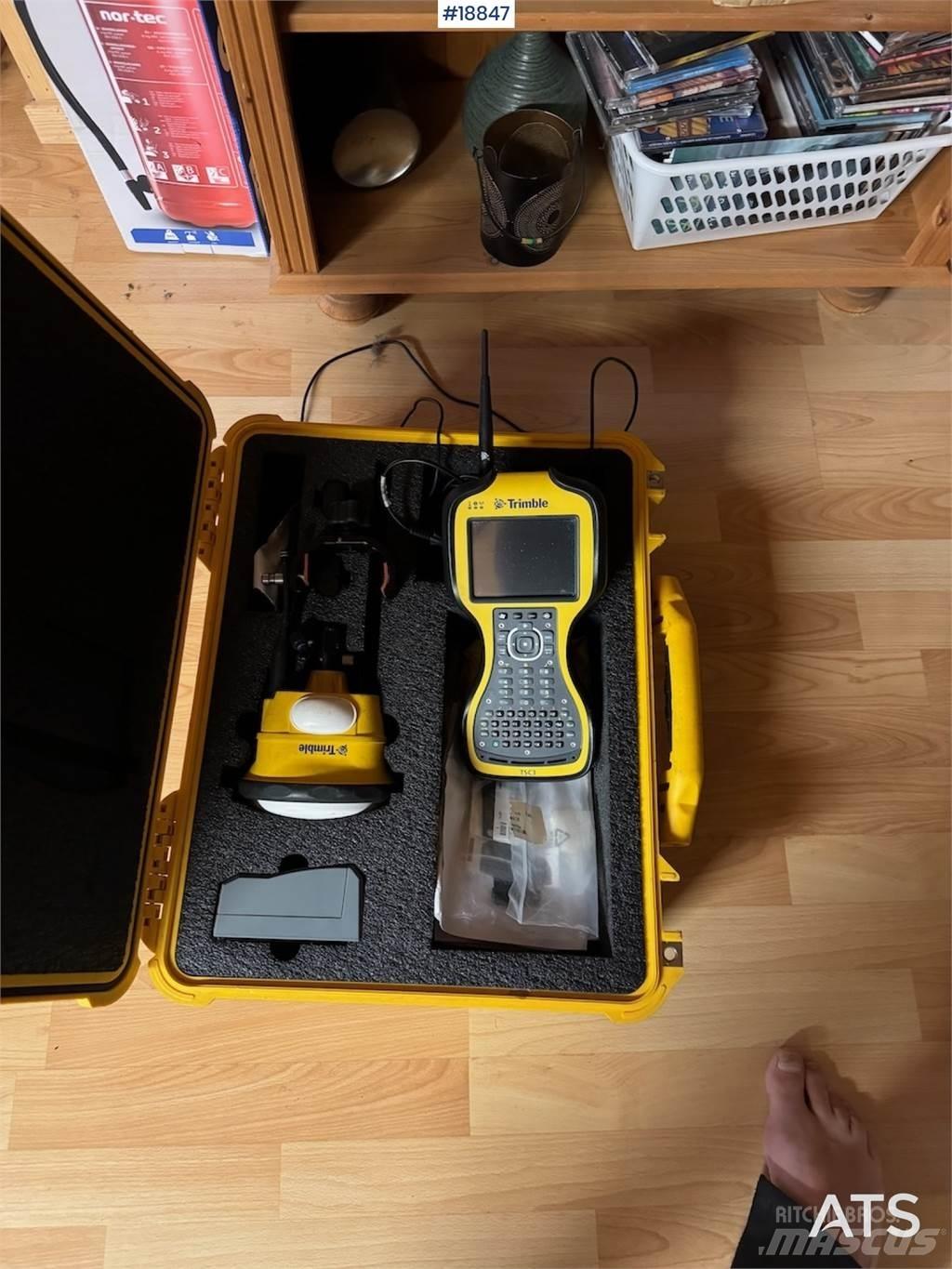 Trimble GPS m/ radio. Muu