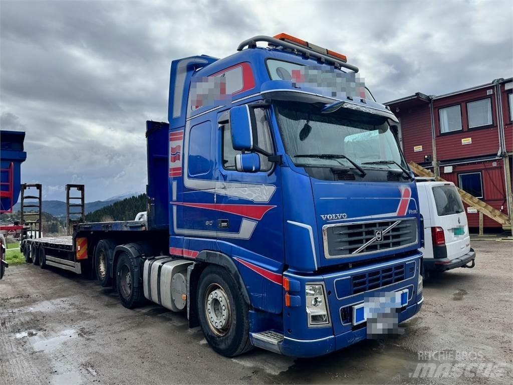 Volvo FH16 6x2 Truck. Sadulveokid