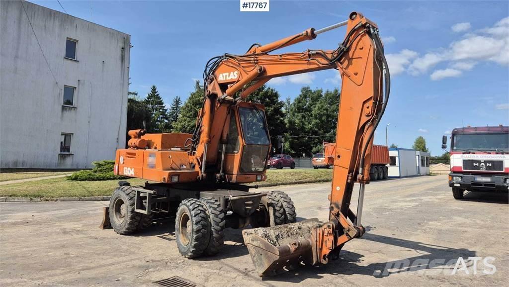 Atlas 1304 Ratasekskavaatorid