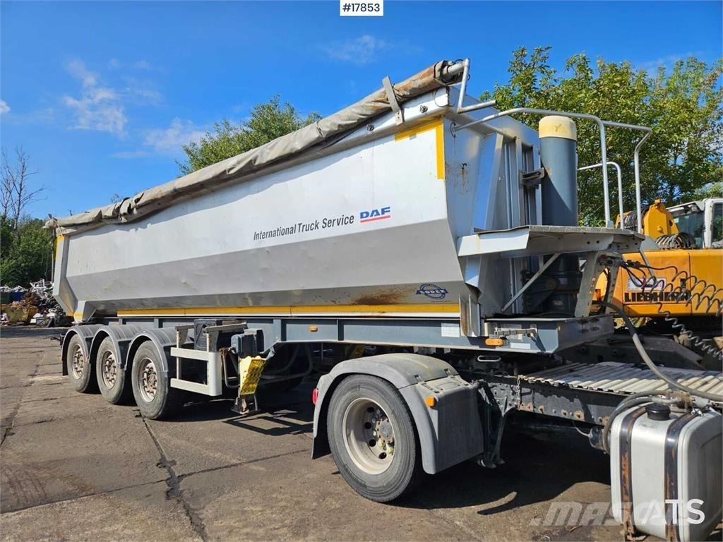Bodex KIS 3B Kallur-poolhaagised