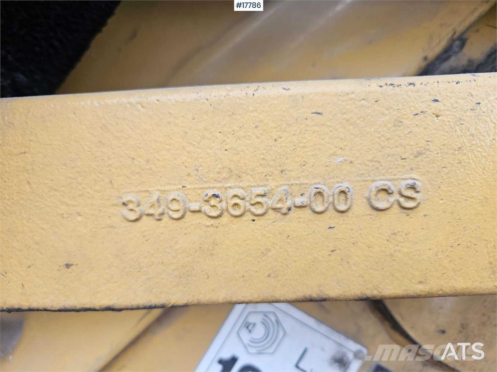 CAT 428E Ekskavaatorlaadurid