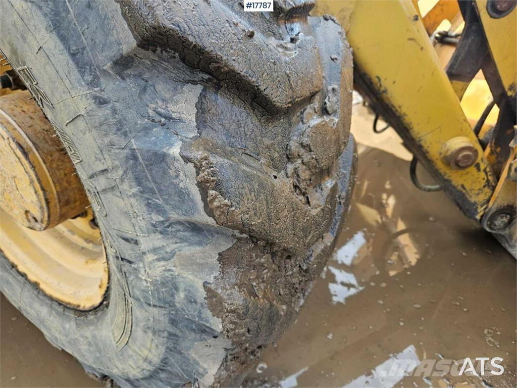 CAT 432E Ekskavaatorlaadurid