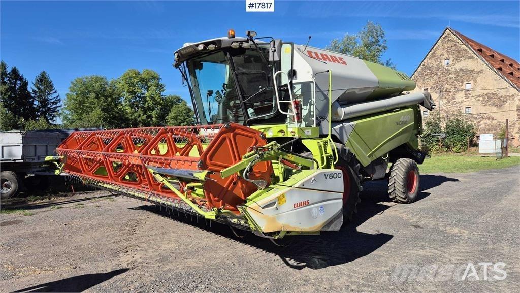CLAAS Tucano 440 Teraviljakombainid