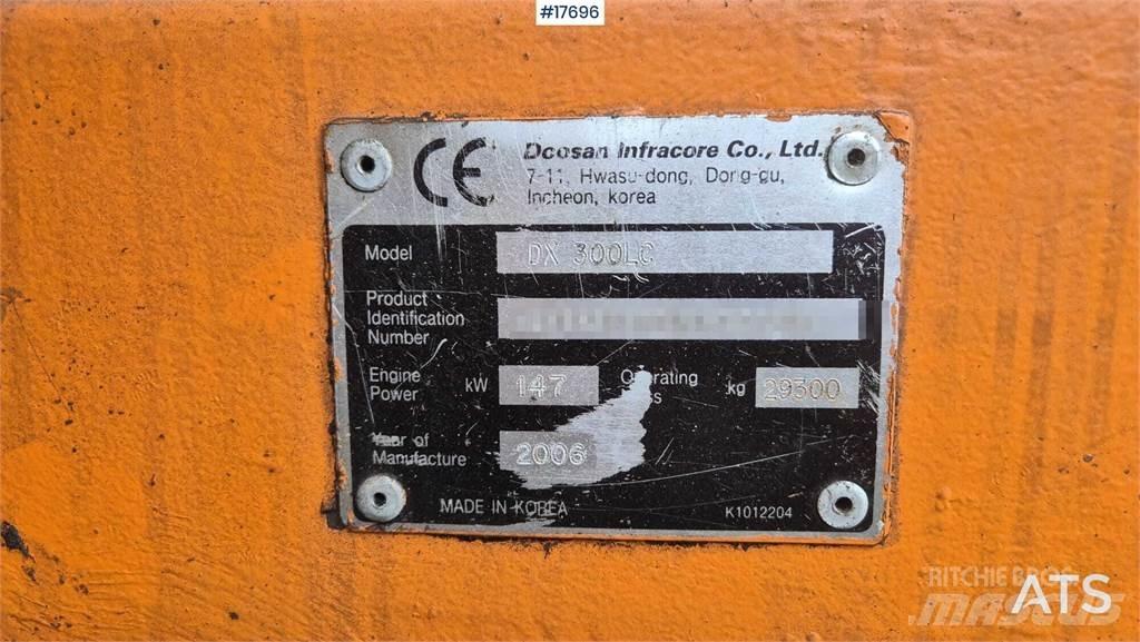 Doosan DX 300 LC Roomikekskavaatorid