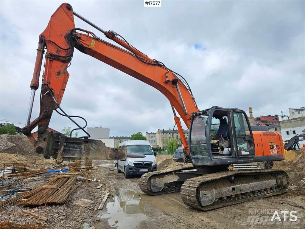 Hitachi Zaxis 250 LC Roomikekskavaatorid