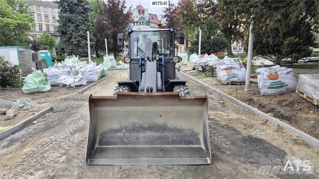 Hitachi ZW 75 Rataslaadurid